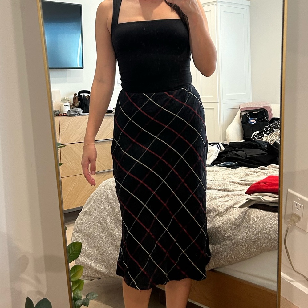 Club Monaco Navy Midi Skirt